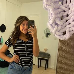 Meet your Posher, Jackie